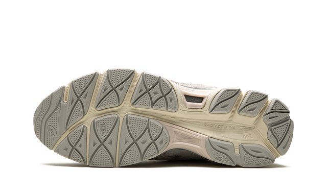 Asics Gel Nyc cream/oyster Grey LAST PAIR READY FOR DELIVERY